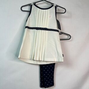 Nautica cream and Navy 2-piece set. Brand New!